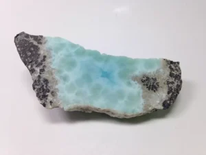 Larimar Taşı