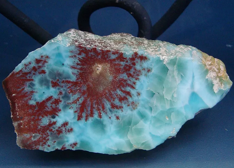 Larimar Taşı