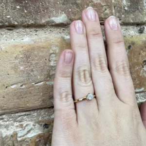 3 Karat Tektaş Yüzük