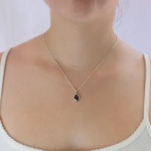 Safir Kolye