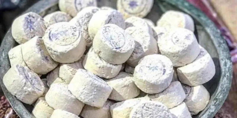 Ruşur Taşı Nedir? Faydaları, Zararları ve Kullanımı
